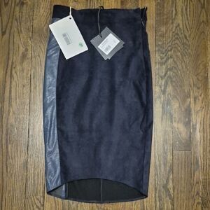 Elegant Black Pencil Skirt